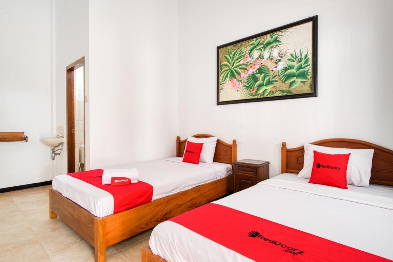 Reddoorz Syariah Near Gor Ken Arok Hotel Malang Exterior photo